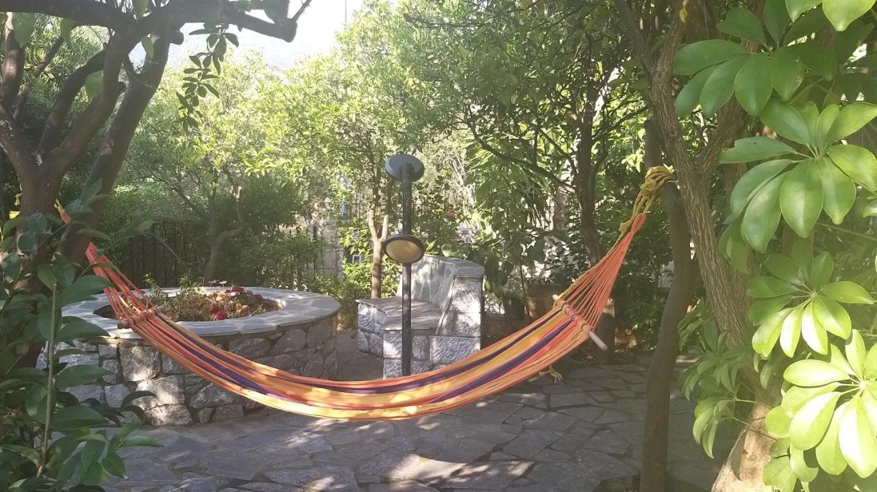 Villa Onar A Stone House With Amazing View Stoúpa エクステリア 写真
