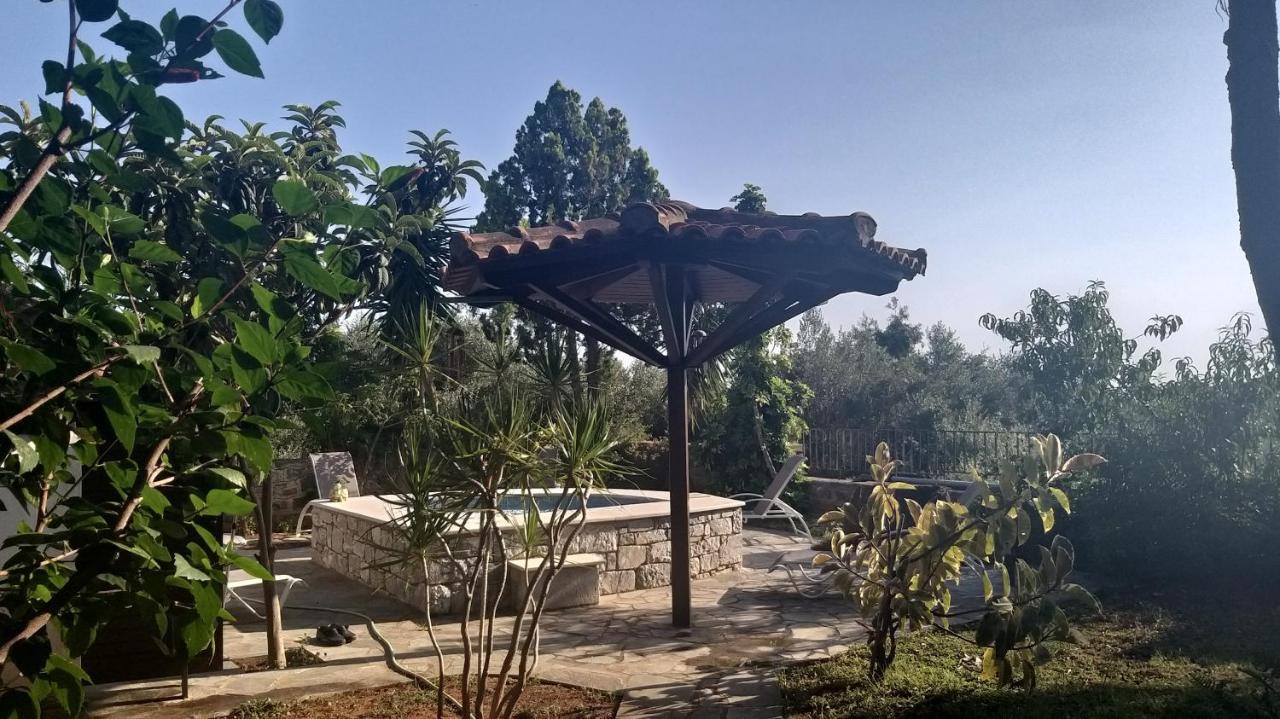 Villa Onar A Stone House With Amazing View Stoúpa エクステリア 写真